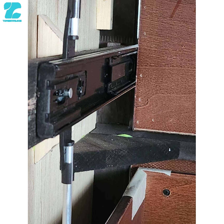 Ray trượt interlock